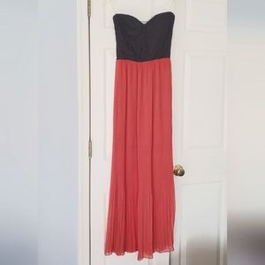 NWT pleated Maxi Dress